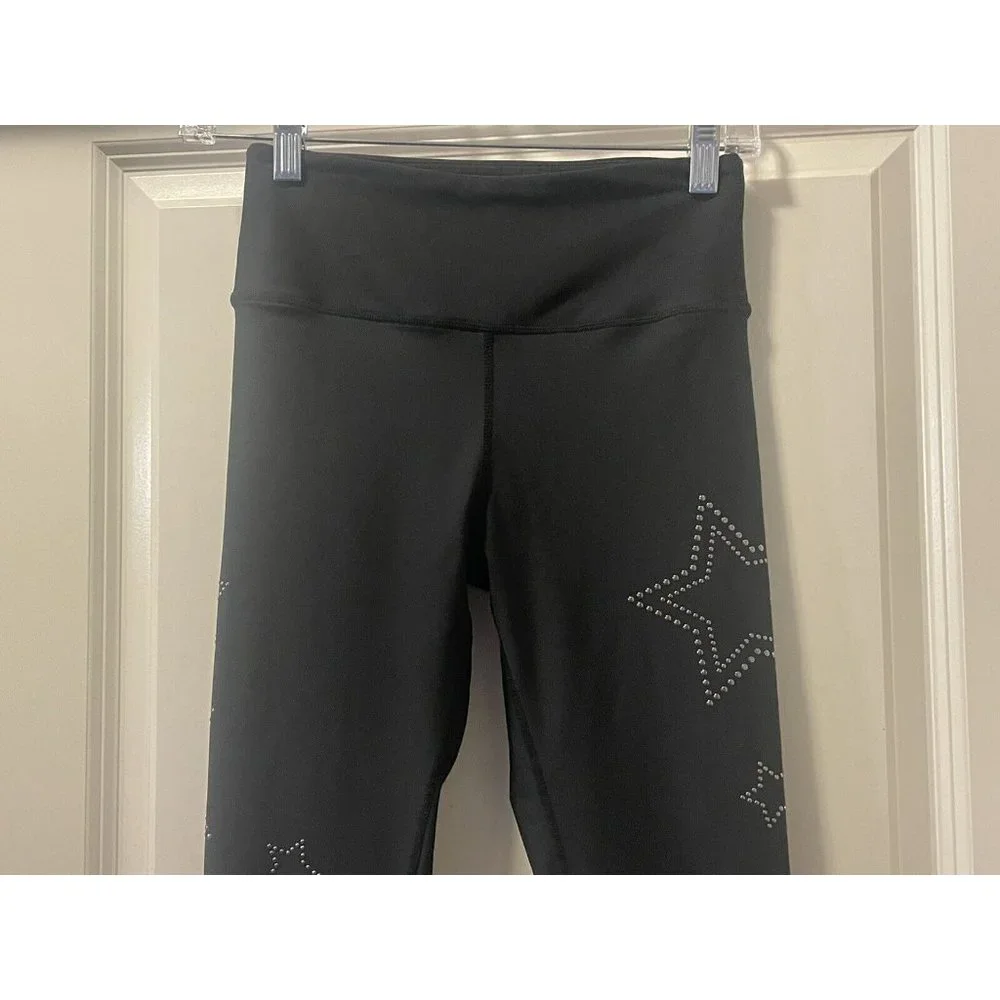 NEW SOUL by SOULCYCLE SOUL Black‎ Star Studded Leggings 7/8 Length  sz.XS